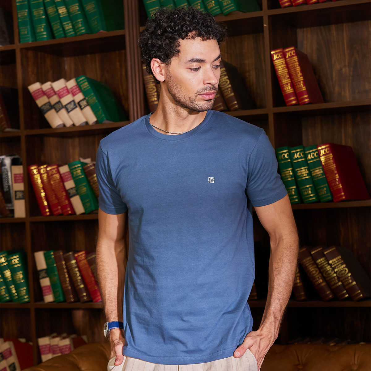 Blue Solid Crew Neck Tshirt