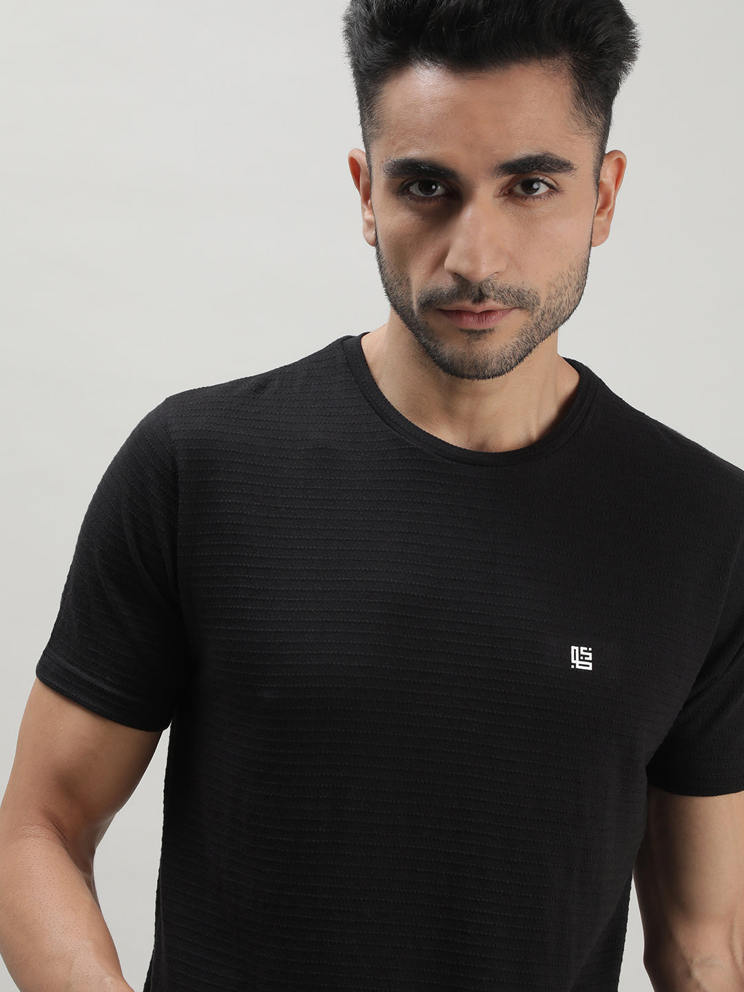 Black Solid Crew Neck T-shirt for Men