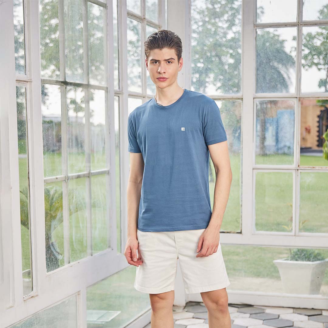 Blue Solid Crew Neck Tshirt