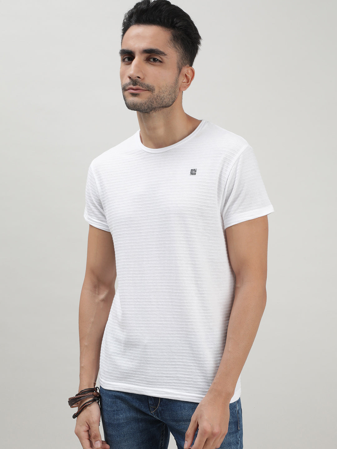 White Solid Crew Neck T-shirt
