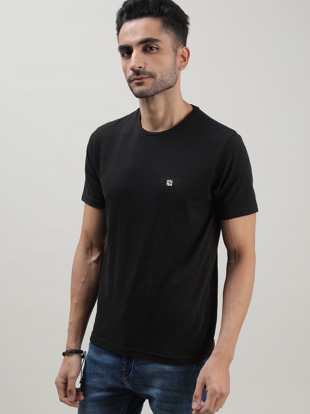 Black Solid Crew Neck T-shirt for Men