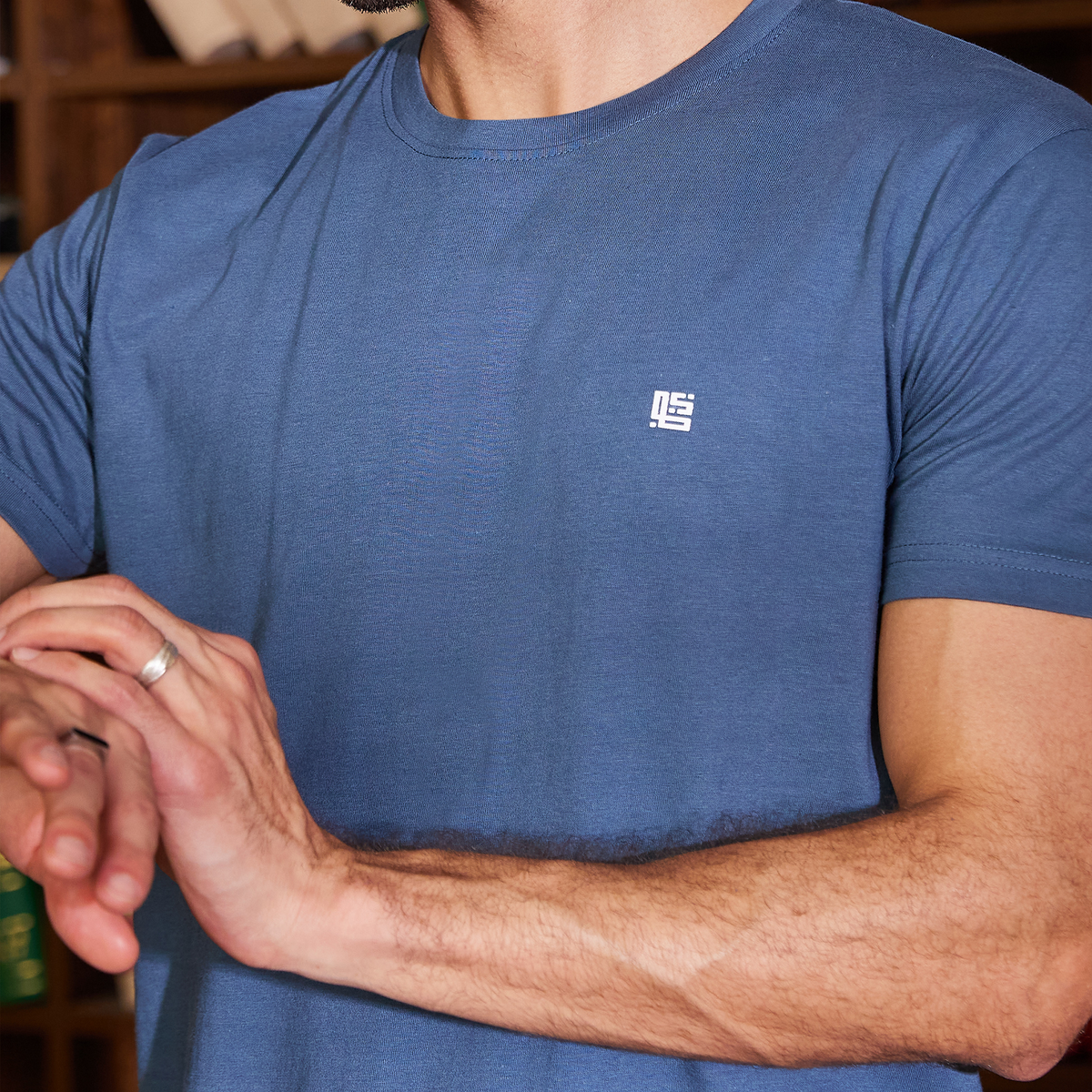Blue Solid Crew Neck Tshirt
