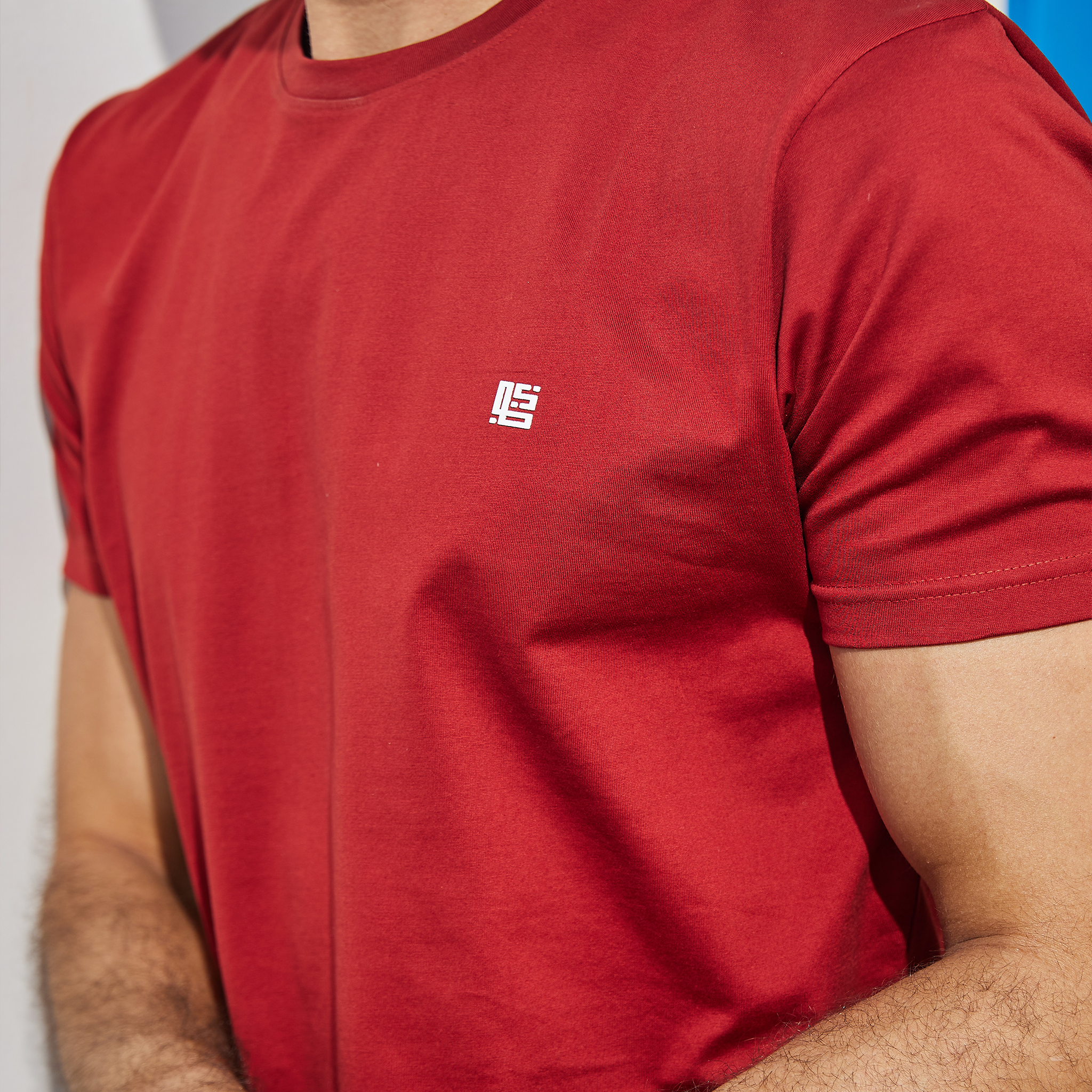 Chilli Red Solid Crew Neck Tshirt