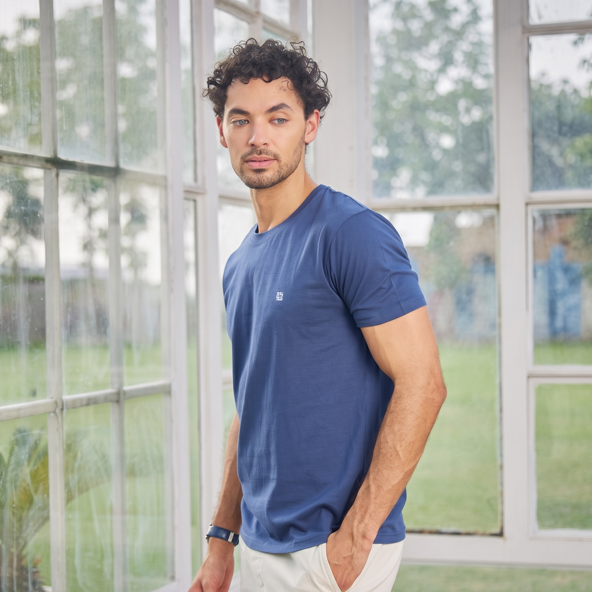 Navy Blue Solid Crew Neck Tshirt