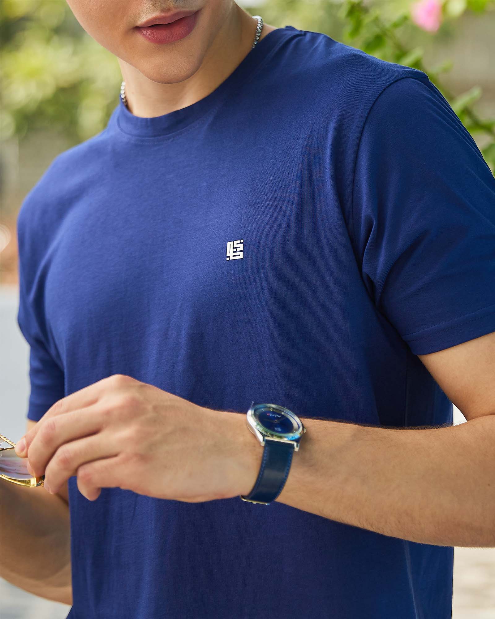 Navy Blue Solid Crew Neck Tshirt